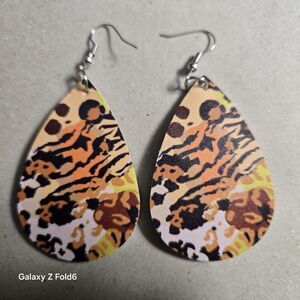 ❤️3/$15 Western Faux Leather Earrings Tiger Leopard Print Boho Aztec Desert